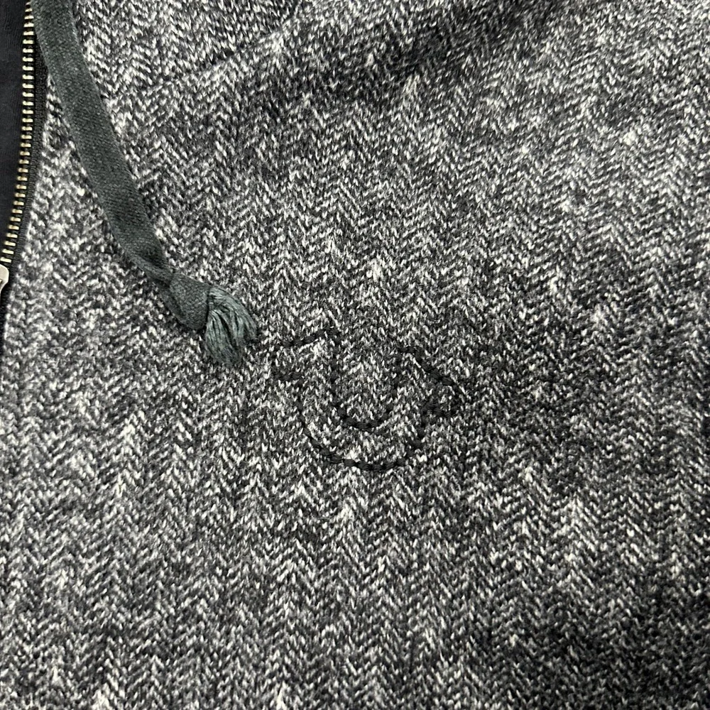 True Religion Mens Large Gray Herringbone Tweed Knit Full Zip Hoodie Horseshoe